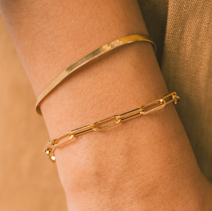 CELINE™ GOLD PAPERCLIP BRACELET