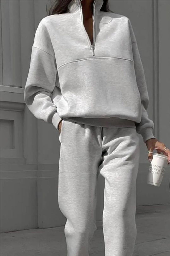 KIM™ - COMFORTABLE TWO-PIECE TRACKSUIT