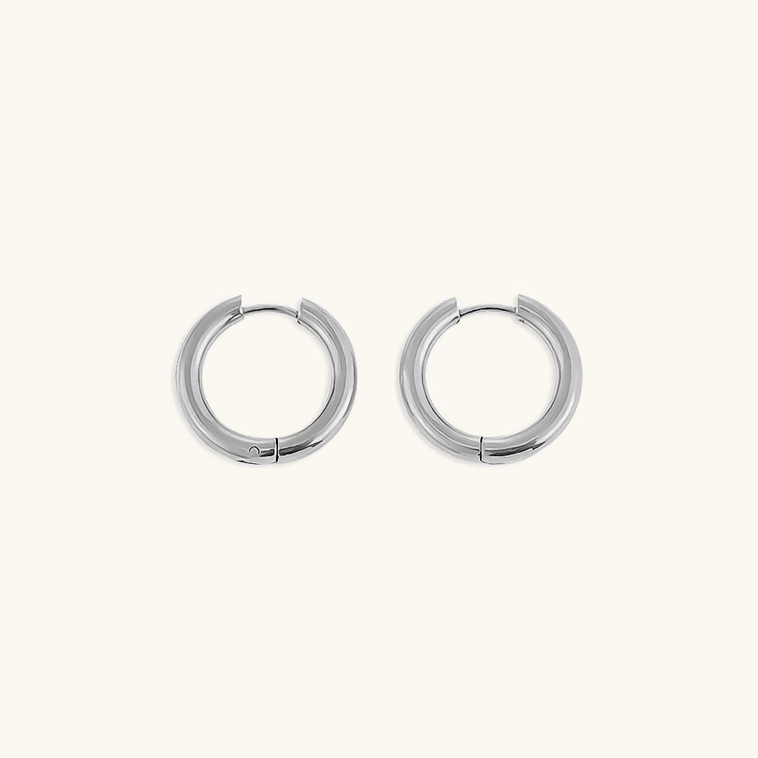 AURELIE™ CLASSIC ROUND HOOPS